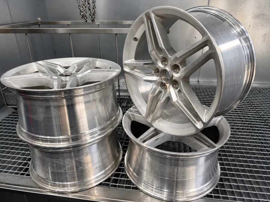 Aluminium wheels after processing